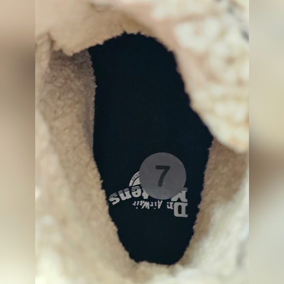 Dr. Martens Burnt Orange Shearling Lined Leather Combat Boots Size 7 - Picture 8 of 16